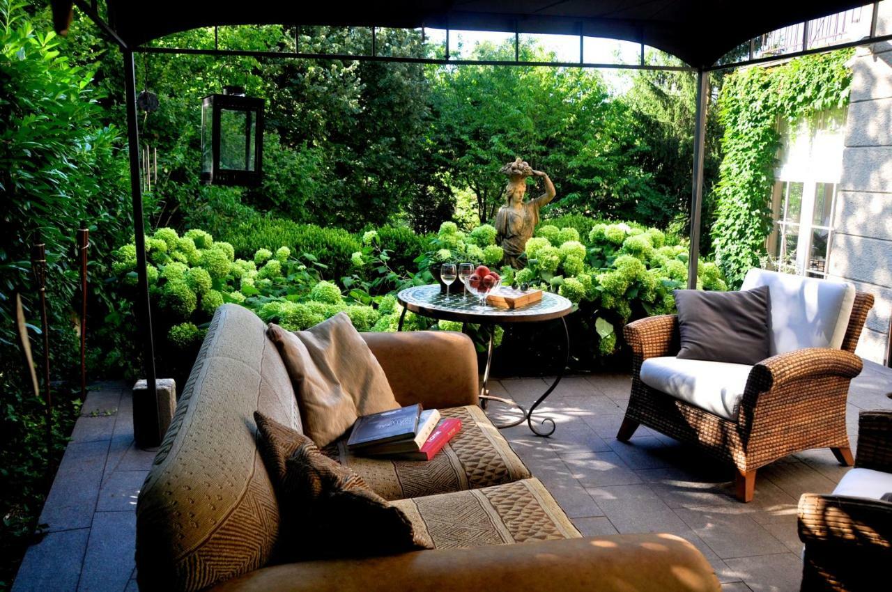 Embassy Row Bnb Zagreb Exterior photo